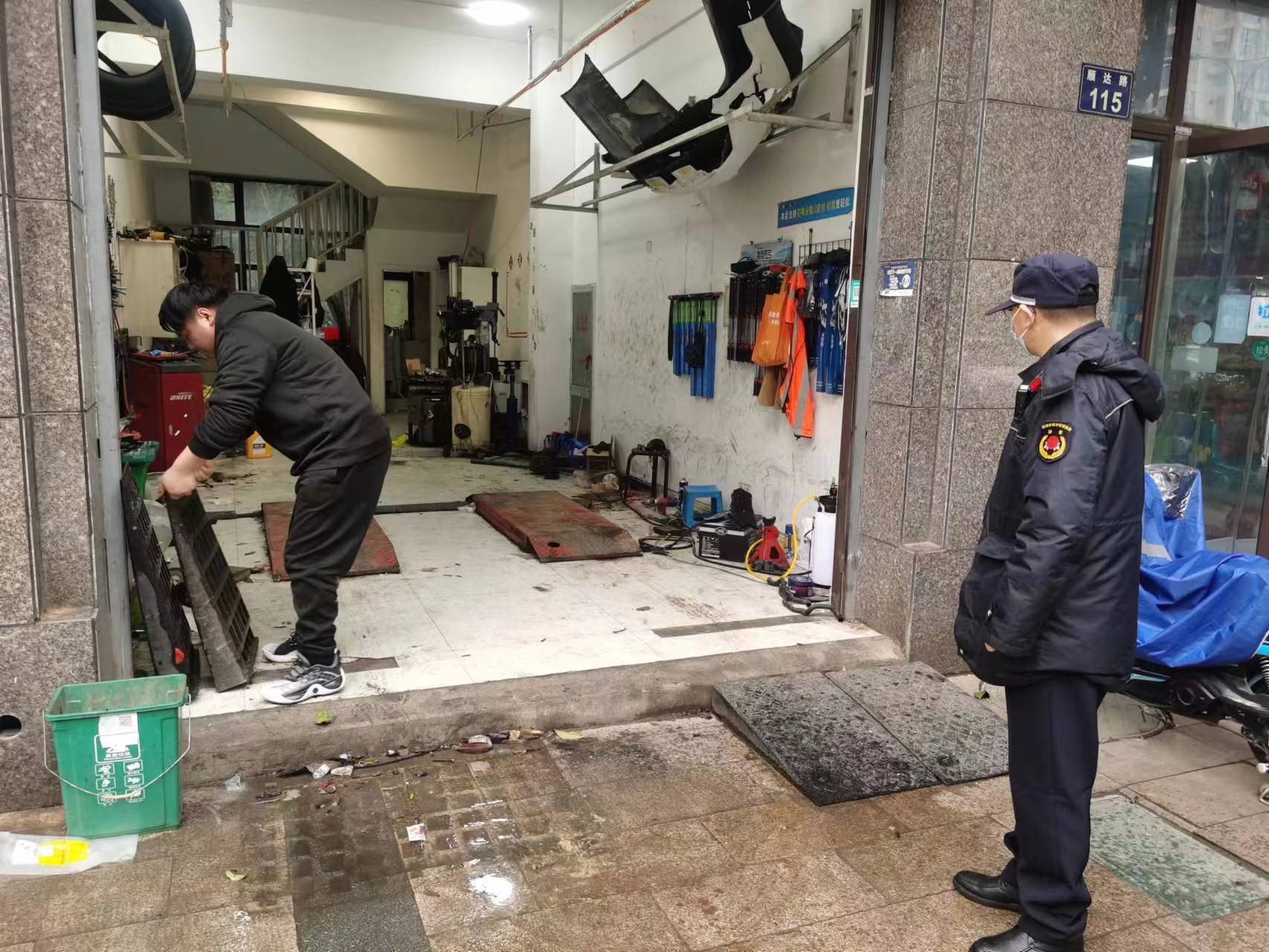 内图3.jpg