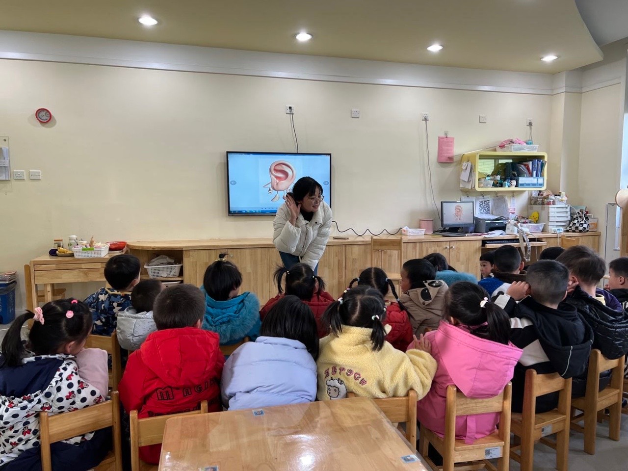 小班段爱耳日教学活动 (2).jpg