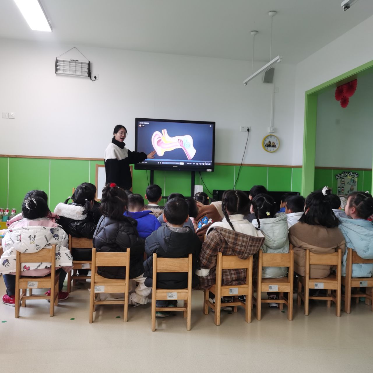 小班段爱耳日教学活动 (3).jpg